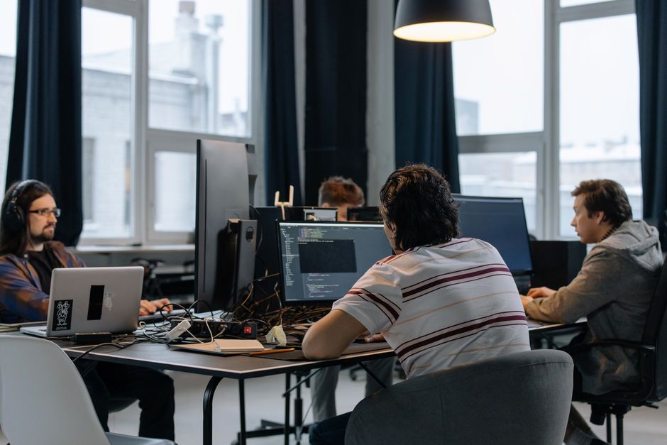 Palvelinpuolen seuranta (server-side tracking): mitä se on ja milloin se kannattaa